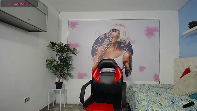 Maylin horny19 online show from 17, 4, 2026