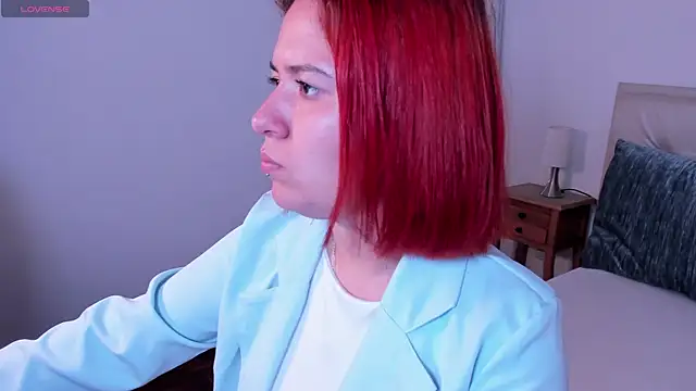 zoes milee online show from 19, 2, 2025