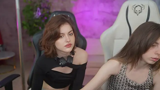 Lika Secret  online show from 27, 1, 2025