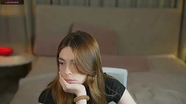 Lika Secret  online show from 23, 9, 2025