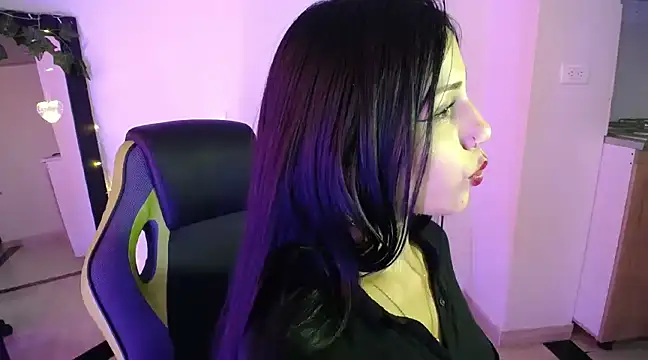 Karina KloudOne online show from 14, 1, 2025