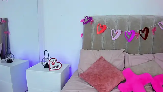 Snapshot of Dahlia_Rousse chatting on 14, 2, 2025 Dahlia Rousse online show from 14, 2, 2025