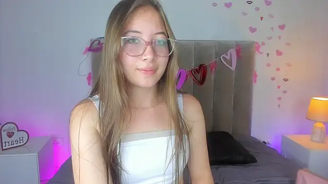 Snapshot of Dahlia_Rousse chatting on 14, 3, 2025 Dahlia Rousse online show from 14, 3, 2025