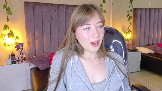 Snapshot of Dahlia_Rousse chatting on 6, 1, 2026 Dahlia Rousse online show from 6, 1, 2026