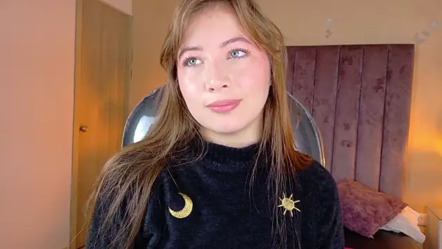 Snapshot of Dahlia_Rousse chatting on 18, 2, 2026 Dahlia Rousse online show from 18, 2, 2026