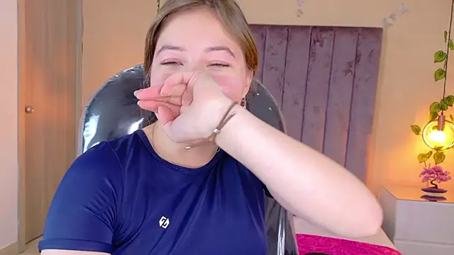 Snapshot of Dahlia_Rousse chatting on 7, 3, 2026 Dahlia Rousse online show from 7, 3, 2026