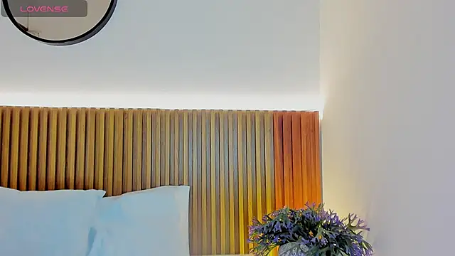 alliss ginger  online show from 13, 3, 2025