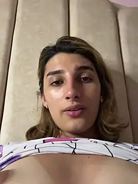 Queensara  online show from 3, 3, 2025