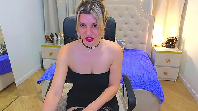 M I A M I A online show from 3, 2, 2025