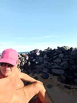 Snapshot of MountJohnXL chatting on 18, 12, 2025 MountJohnXL online show from 18, 12, 2025