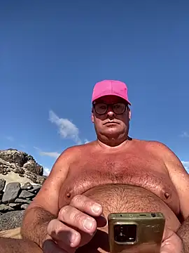 Snapshot of MountJohnXL chatting on 20, 12, 2025 MountJohnXL online show from 20, 12, 2025