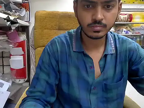 cute modell online show from 19, 9, 2025