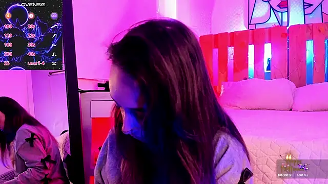 coral jonesss online show from 14, 10, 2025