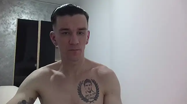 NathanNate0410 online show from 20, 1, 2025