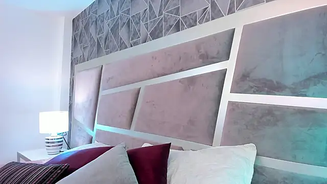 Sara  collins   online show from 4, 3, 2025