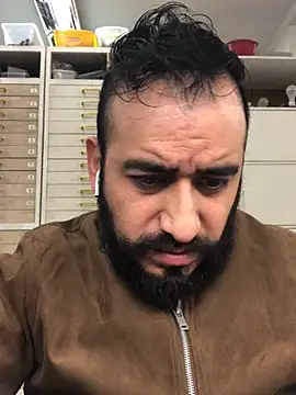 leonardohot1987 online show from 27, 1, 2025