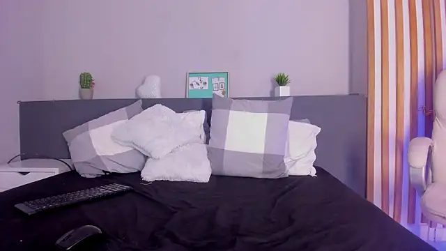 ary-london online show from 10, 1, 2025