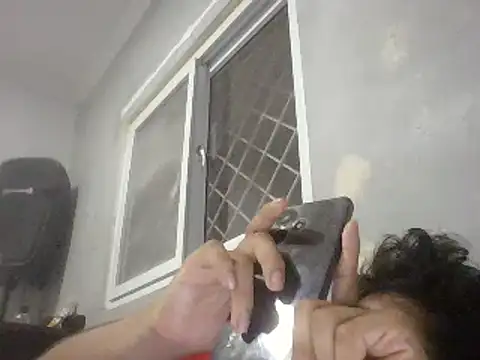 Snapshot of it0z_klk chatting on 23, 1, 2025 it0z klk online show from 23, 1, 2025