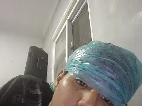 Snapshot of it0z_klk chatting on 3, 2, 2025 it0z klk online show from 3, 2, 2025