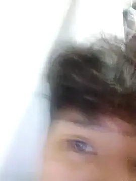 Snapshot of it0z_klk chatting on 3, 2, 2025 it0z klk online show from 3, 2, 2025