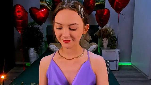 JesssWalker online show from 8, 3, 2025