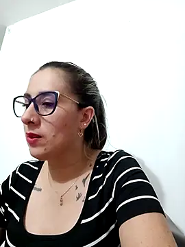 CHARLOTTE 1711 online show from 3, 3, 2025