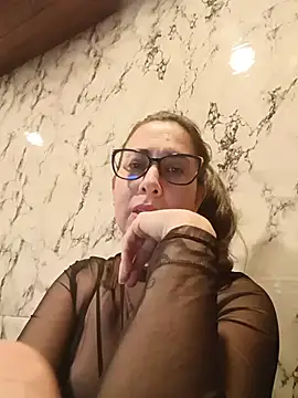 CHARLOTTE 1711 online show from 29, 7, 2026