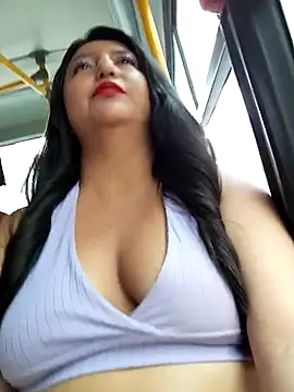 Snapshot of Melyy_Edii chatting on 20, 3, 2025 Melyy Edii online show from 20, 3, 2025