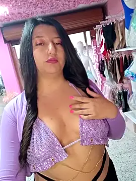 Snapshot of Melyy_Edii chatting on 21, 11, 2025 Melyy Edii online show from 21, 11, 2025