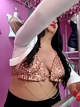 Snapshot of Melyy_Edii chatting on 6, 2, 2026 Melyy Edii online show from 6, 2, 2026