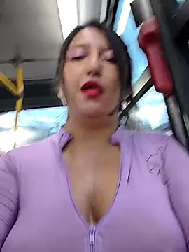 Snapshot of Melyy_Edii chatting on 3, 3, 2026 Melyy Edii online show from 3, 3, 2026