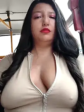 Snapshot of Melyy_Edii chatting on 8, 3, 2026 Melyy Edii online show from 8, 3, 2026