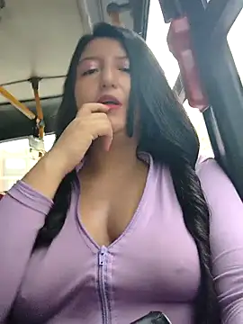 Snapshot of Melyy_Edii chatting on 12, 3, 2026 Melyy Edii online show from 12, 3, 2026