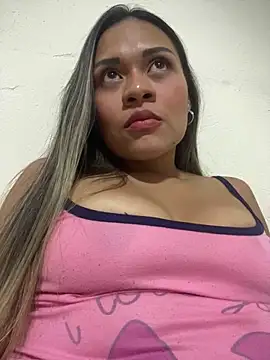 Yessica 832 online show from 17, 2, 2025