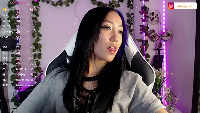 Snapshot of victoria_ricci_a chatting on 9, 9, 2025 victoria ricci a online show from 9, 9, 2025