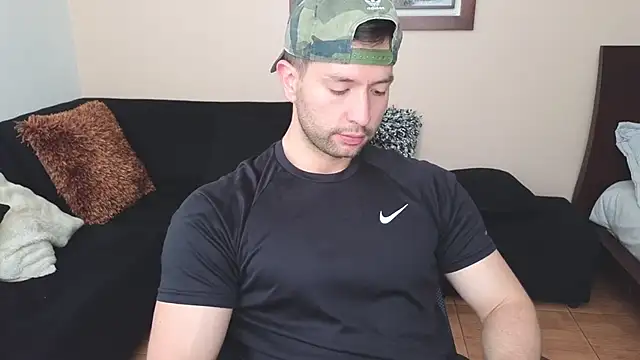 Snapshot of hairyncuteass chatting on 21, 2, 2025 hairyncuteass online show from 21, 2, 2025