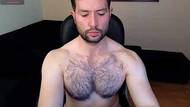 Snapshot of hairyncuteass chatting on 5, 6, 2026 hairyncuteass online show from 5, 6, 2026