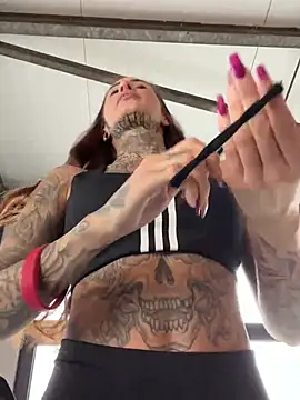 Black sweet Rose online show from 10, 2, 2025