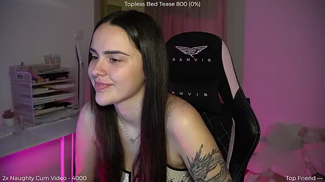 Snapshot of NaomiiMoon chatting on 2, 3, 2026 NaomiiMoon online show from 2, 3, 2026