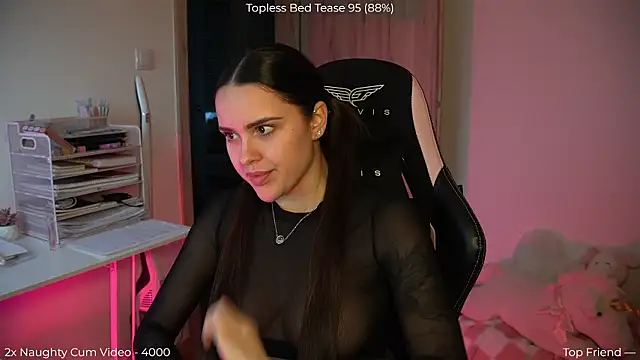 Snapshot of NaomiiMoon chatting on 8, 3, 2026 NaomiiMoon online show from 8, 3, 2026