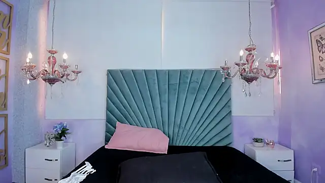 Aitana Hilton  online show from 19, 3, 2025