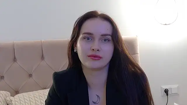 Snapshot of Lilliana_Moon chatting on 25, 1, 2025 Lilliana Moon online show from 25, 1, 2025