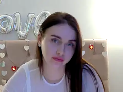 Snapshot of Lilliana_Moon chatting on 14, 2, 2025 Lilliana Moon online show from 14, 2, 2025