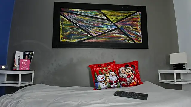 Charlotte curvy  online show from 1, 12, 2025