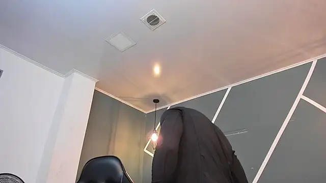 bruno cavalli online show from 23, 4, 2026