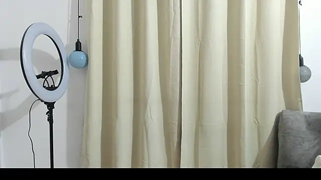 blueroom party online show from 18, 1, 2025