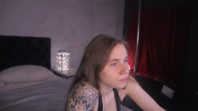 Snapshot of Bella_Alita chatting on 13, 9, 2025 Bella Alita online show from 13, 9, 2025