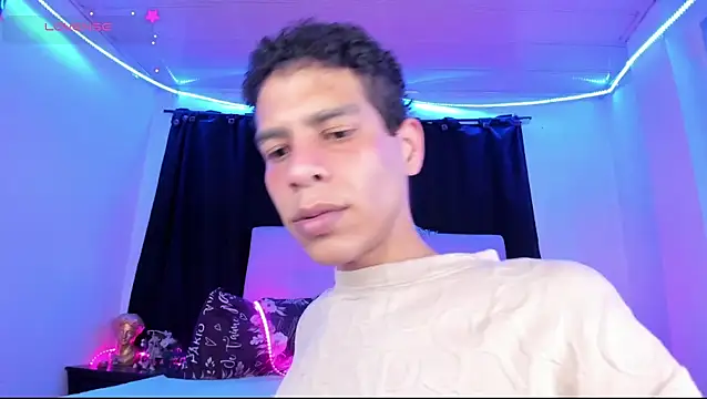 Ethan Boyy online show from 25, 7, 2026