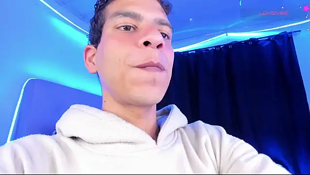 Ethan Boyy online show from 30, 7, 2026