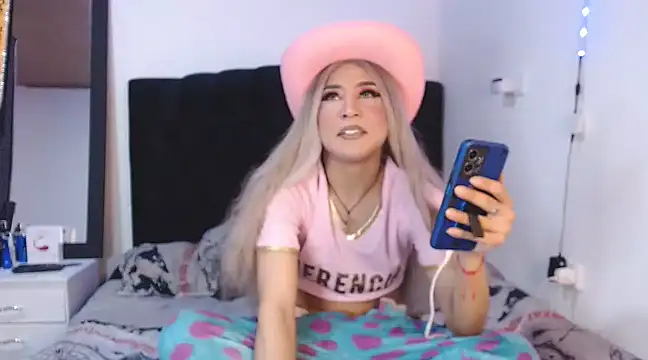 Snapshot of Georgina_Giio chatting on 25, 2, 2025 Georgina Giio online show from 25, 2, 2025